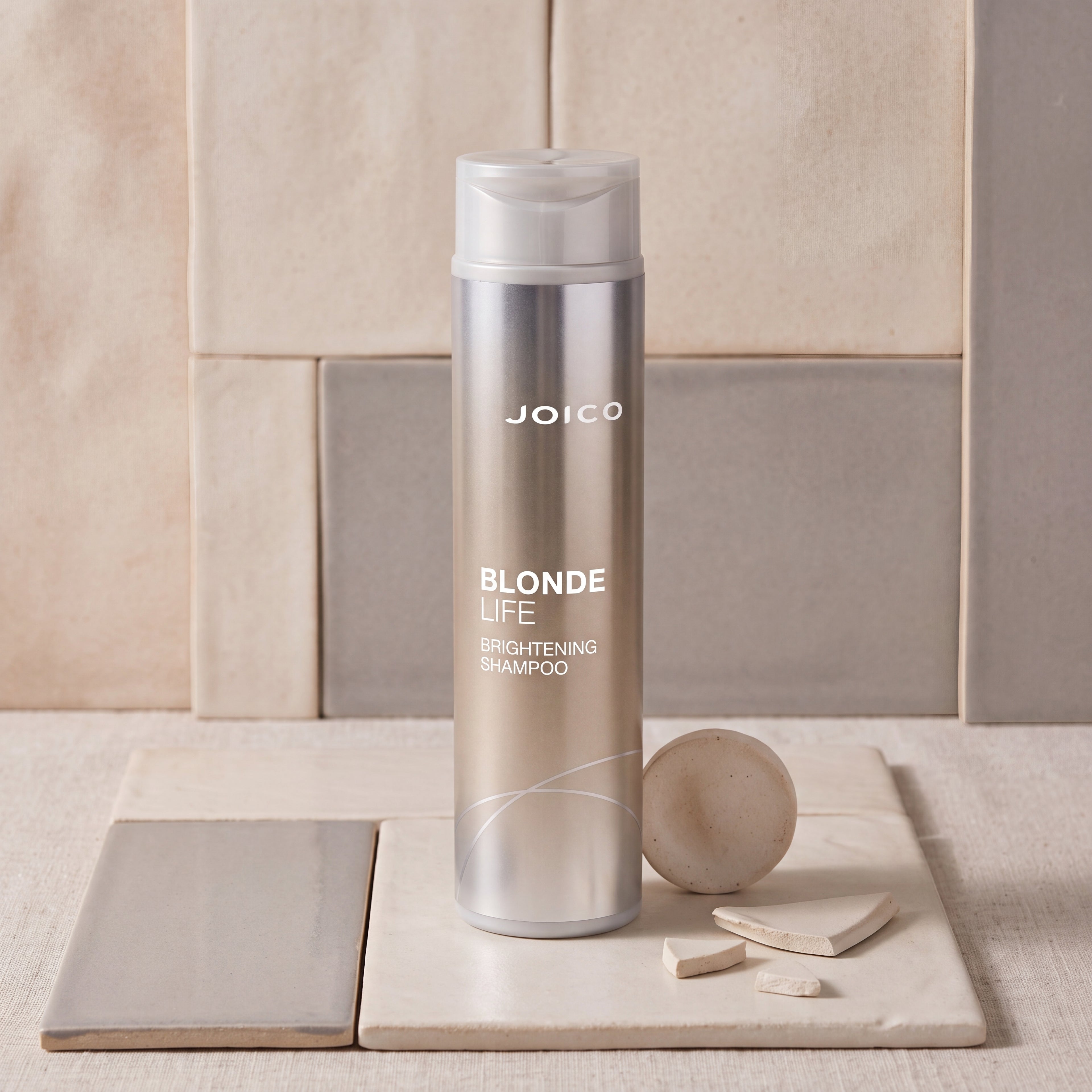 Joico Champú Iluminador Blonde Life (300ml) - Cuidado Capilar Profesional en Costa Rica - Lacios y Rizos